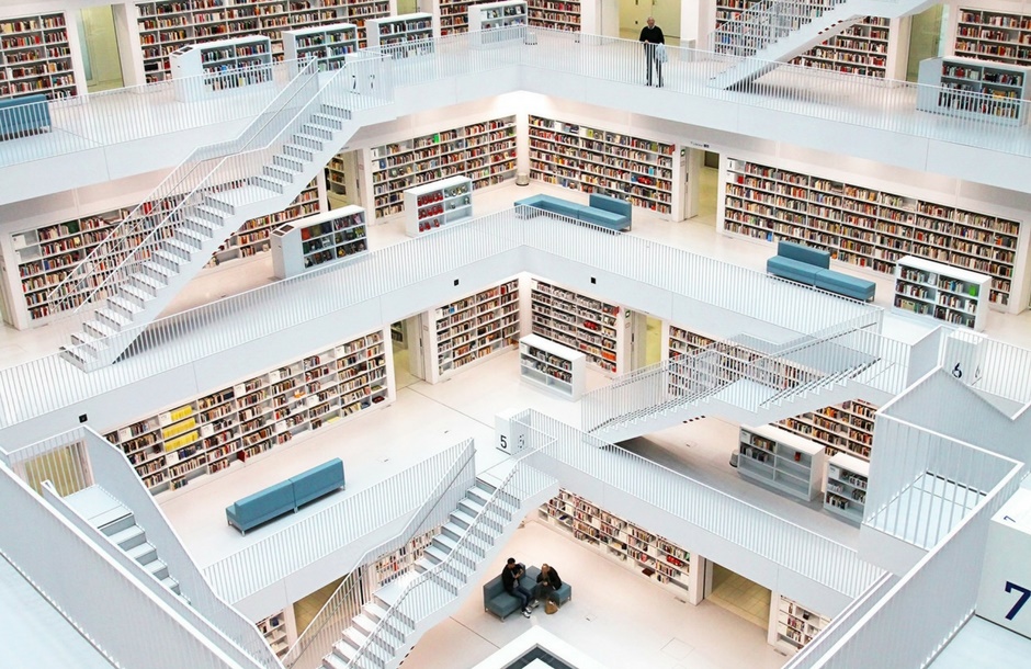 Stuttgart Public Library, Germany“ by O Palssen is licenced under CC BY 2.0